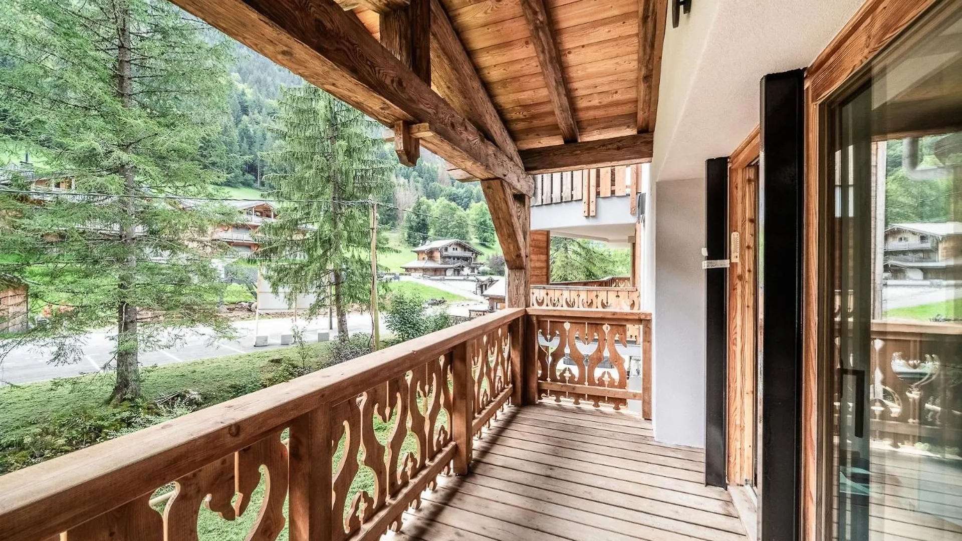 Chalet Pascal A101: 3 Chambres + Cabine Neuf Pour 8 Personnes Morzine France